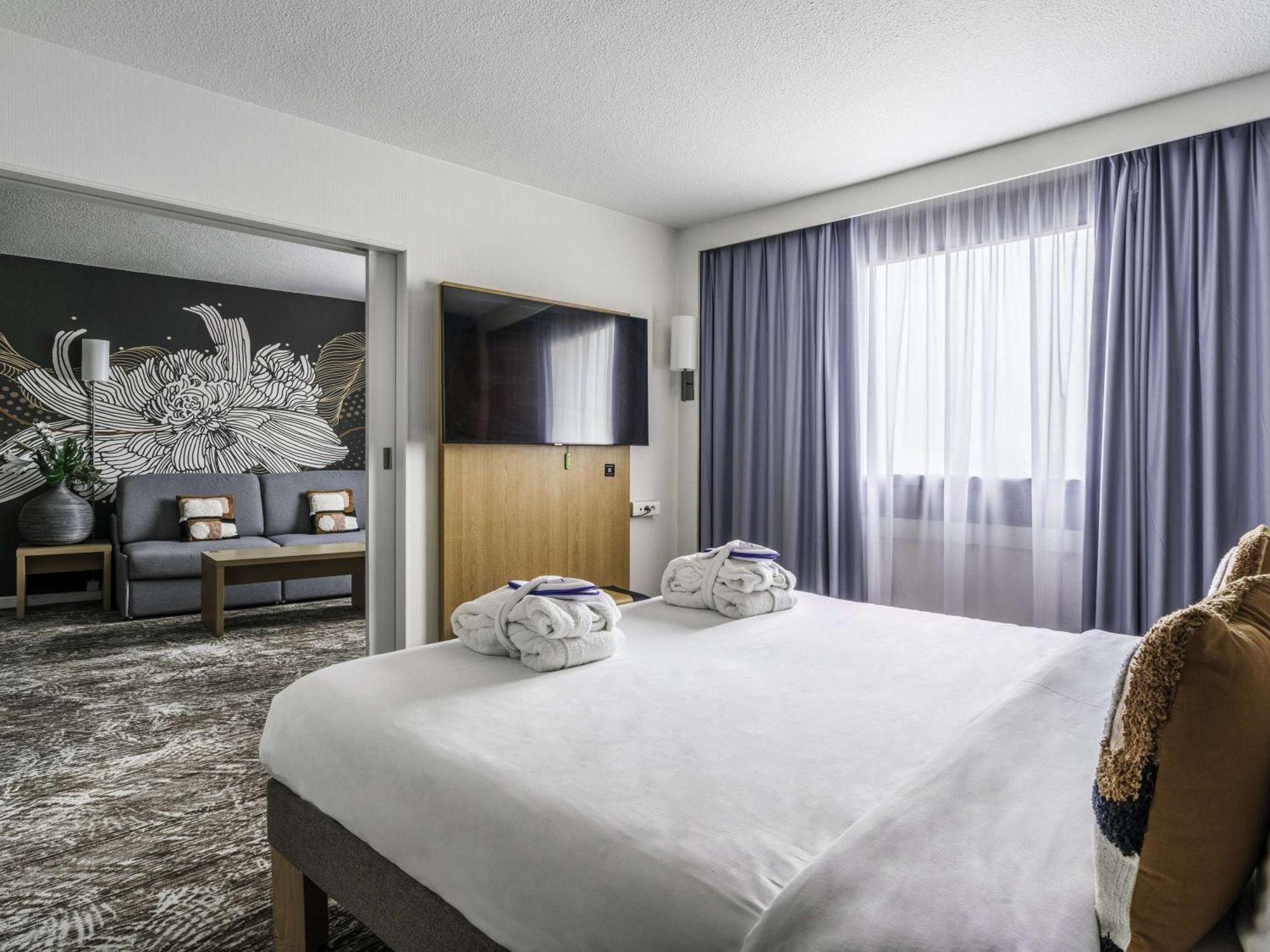 Novotel Paris Charenton Le Pont Esterno foto