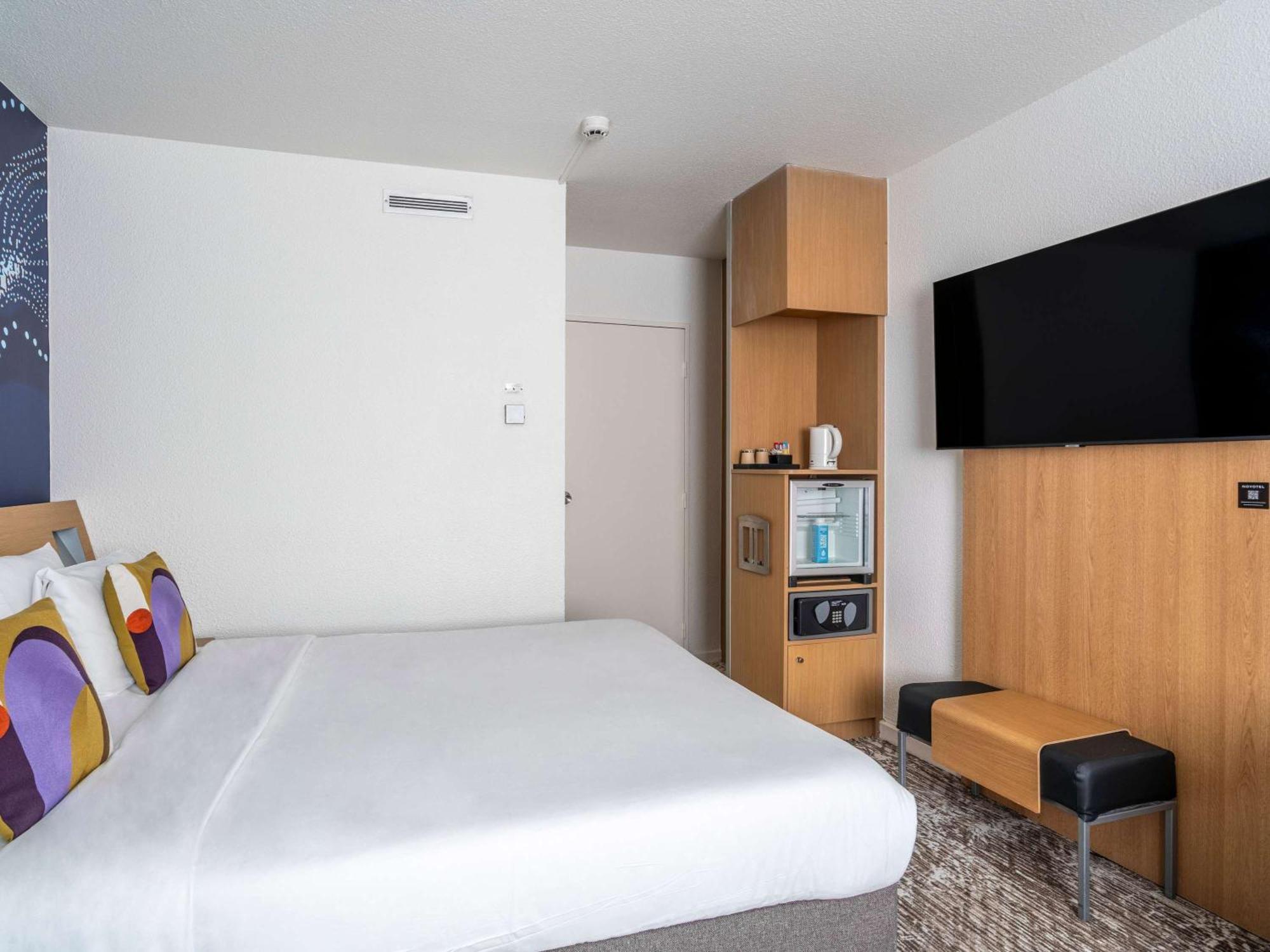 Novotel Paris Charenton Le Pont Esterno foto